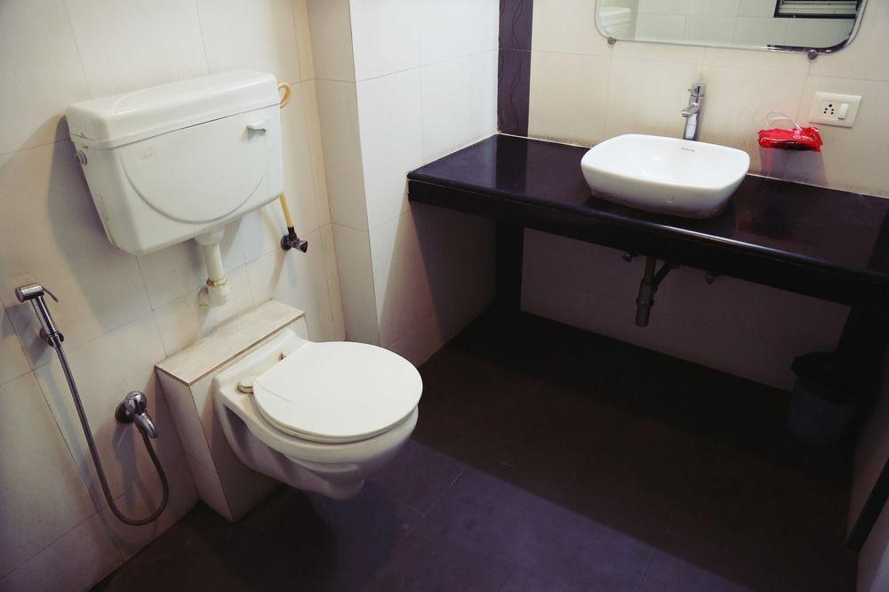 Oyo Rooms Yerwada Chowk Pune Exterior foto